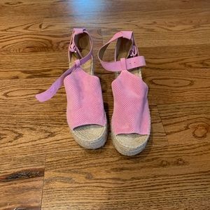 Marc fisher wedges